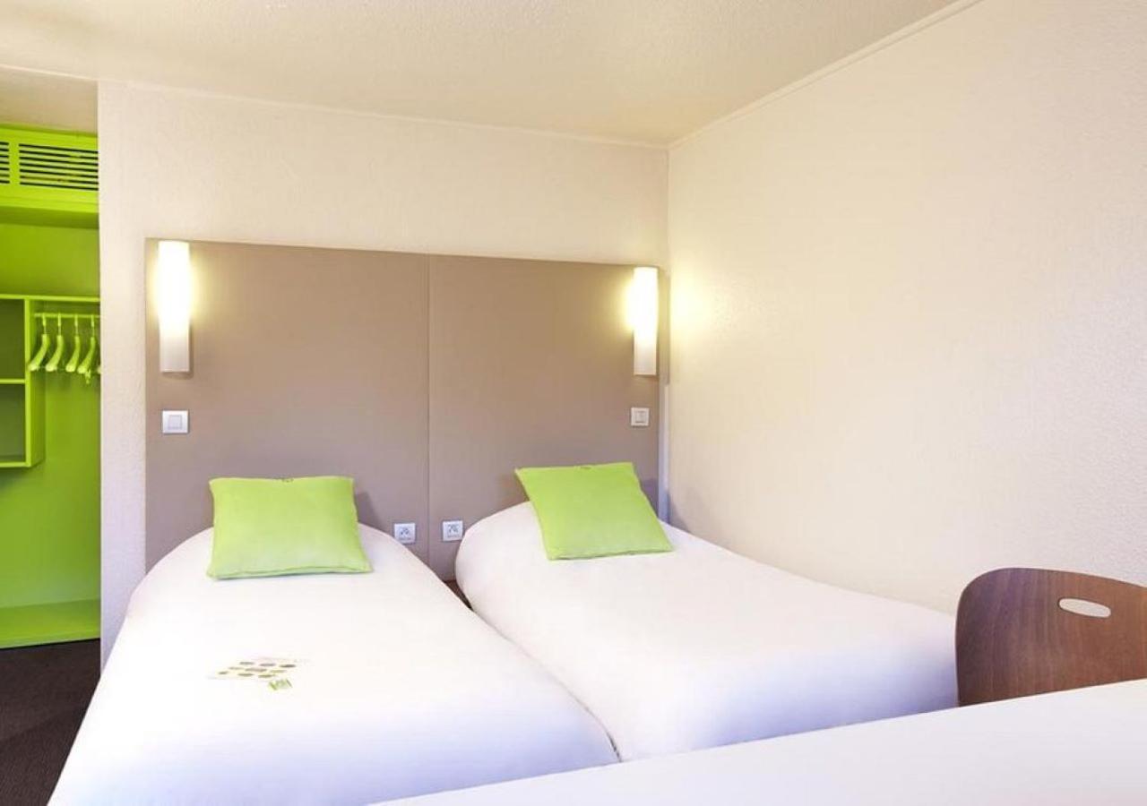 Campanile Lille - Seclin Hotel Bagian luar foto